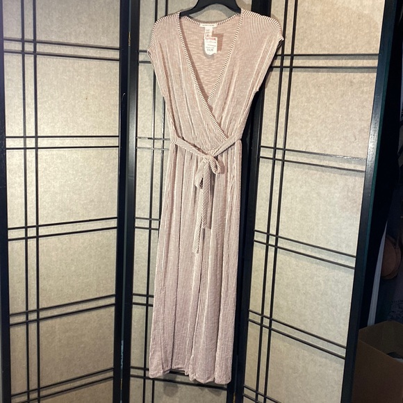 Caution to the Wind size M pinstriped romper NWT - Picture 2 of 10